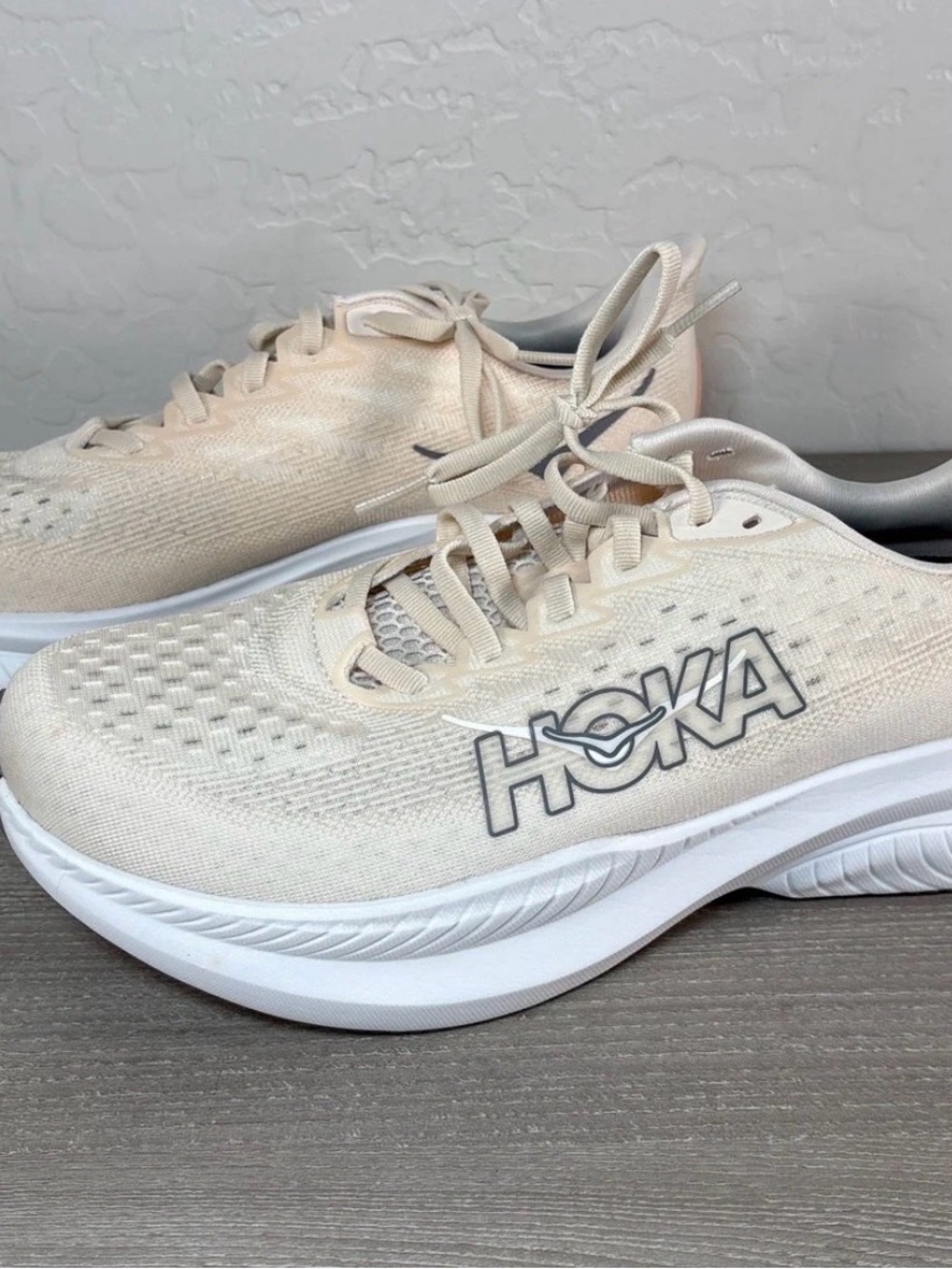 Hoka Hone One Women's Mach 6- White Eggshell Running Shoes- Size 9B - Picture 2 of 5
